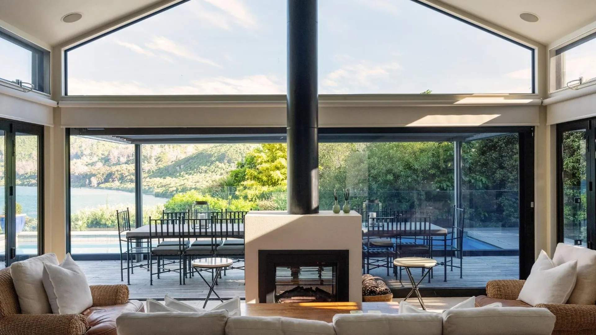 The Point Villas Taupo 0*,