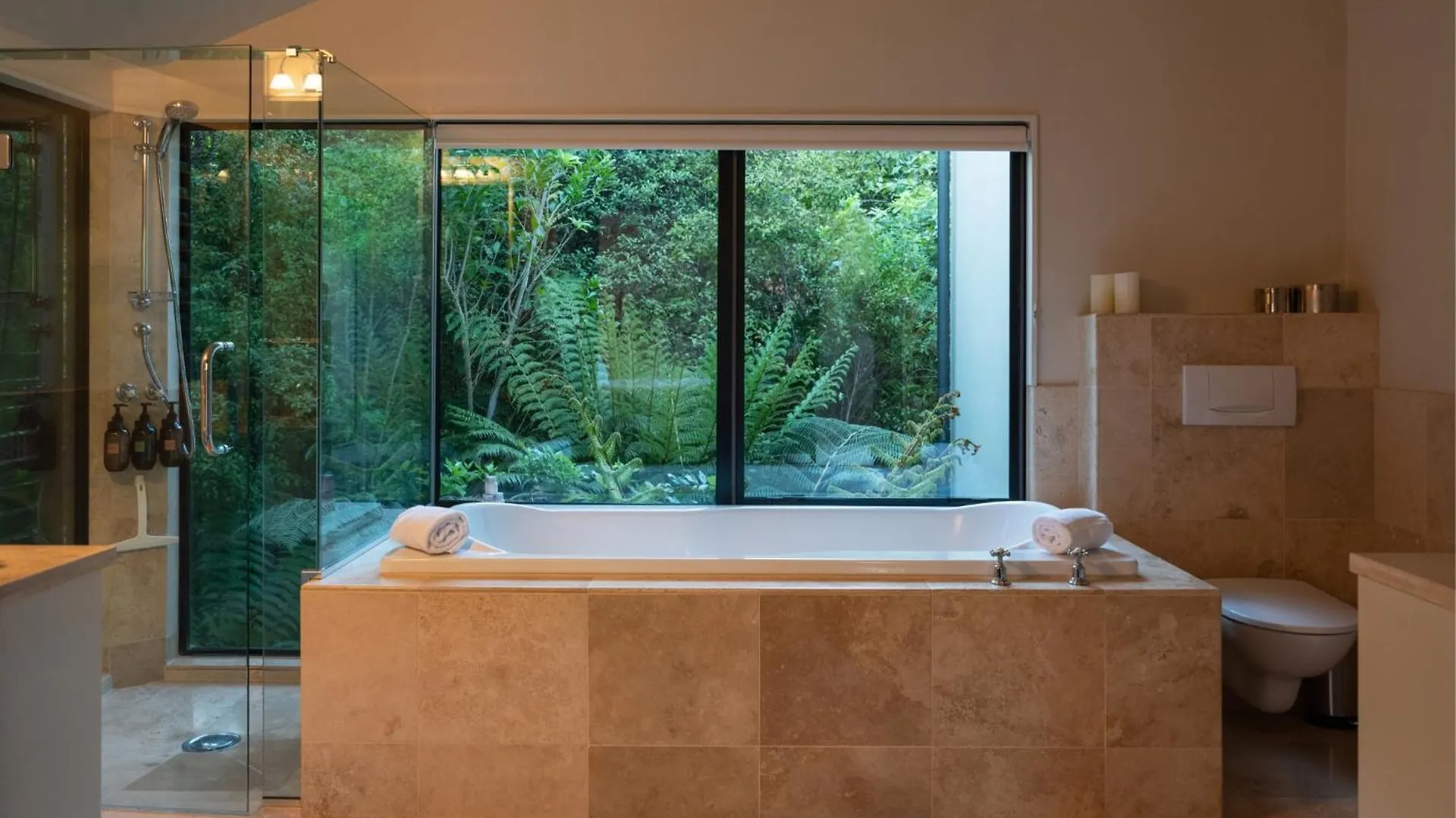 The Point Villas Taupo Lodge