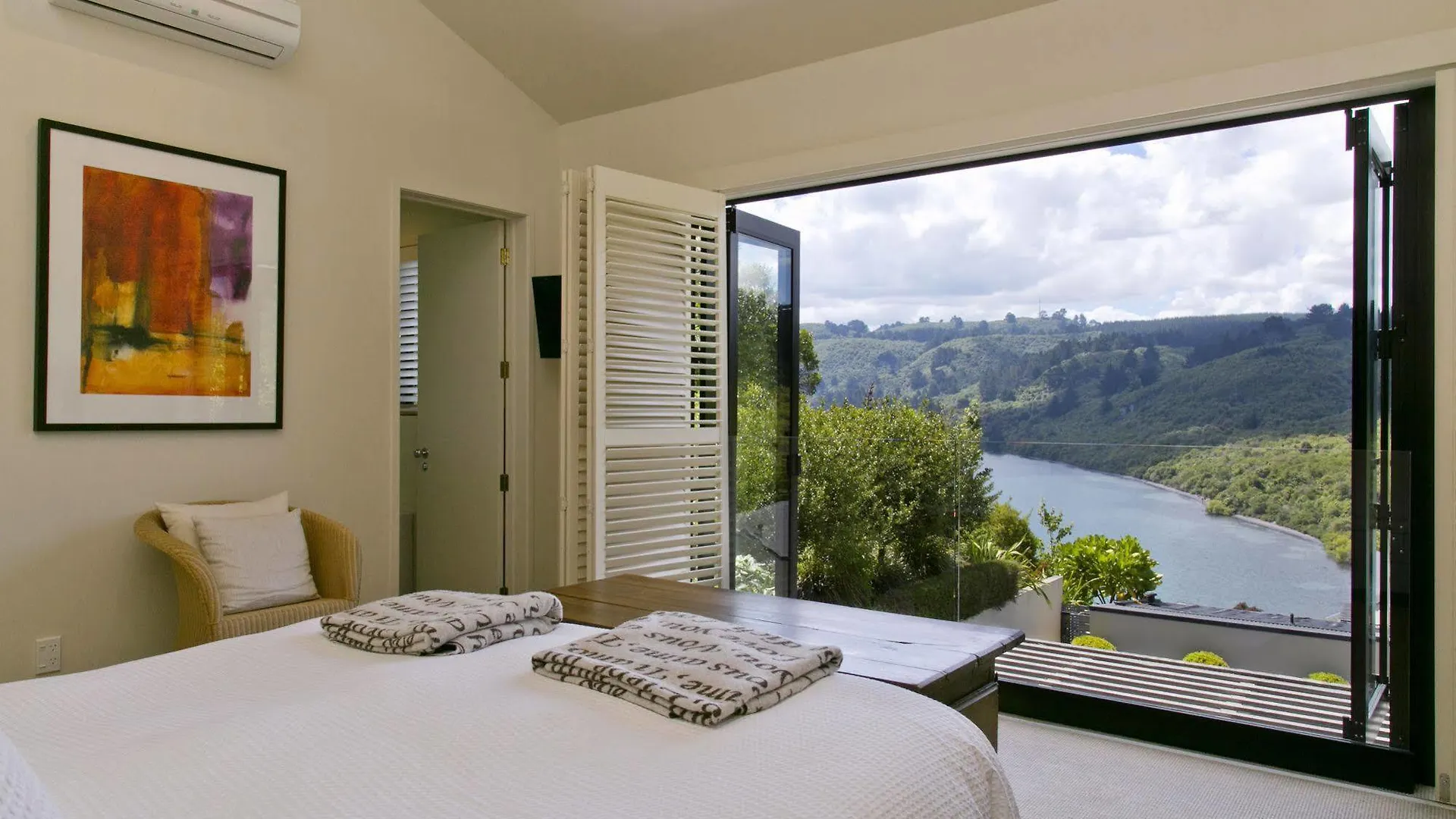 The Point Villas Taupo Lodge